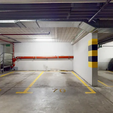 Grapefruit Ursus Balcony&parking *