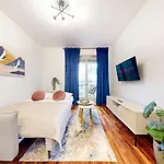 Apartman Grapefruit Ursus Balcony&parking