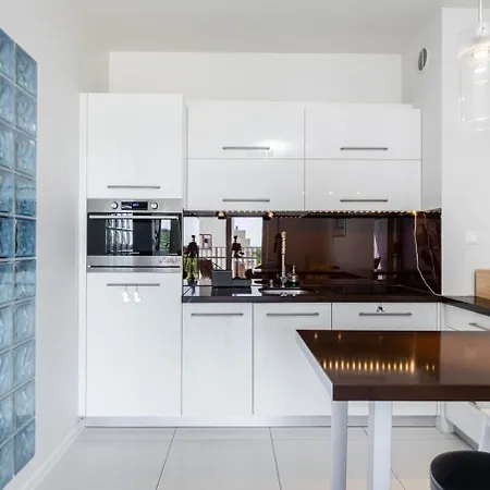 Grapefruit Ursus Balcony&parking Apartment Warschau